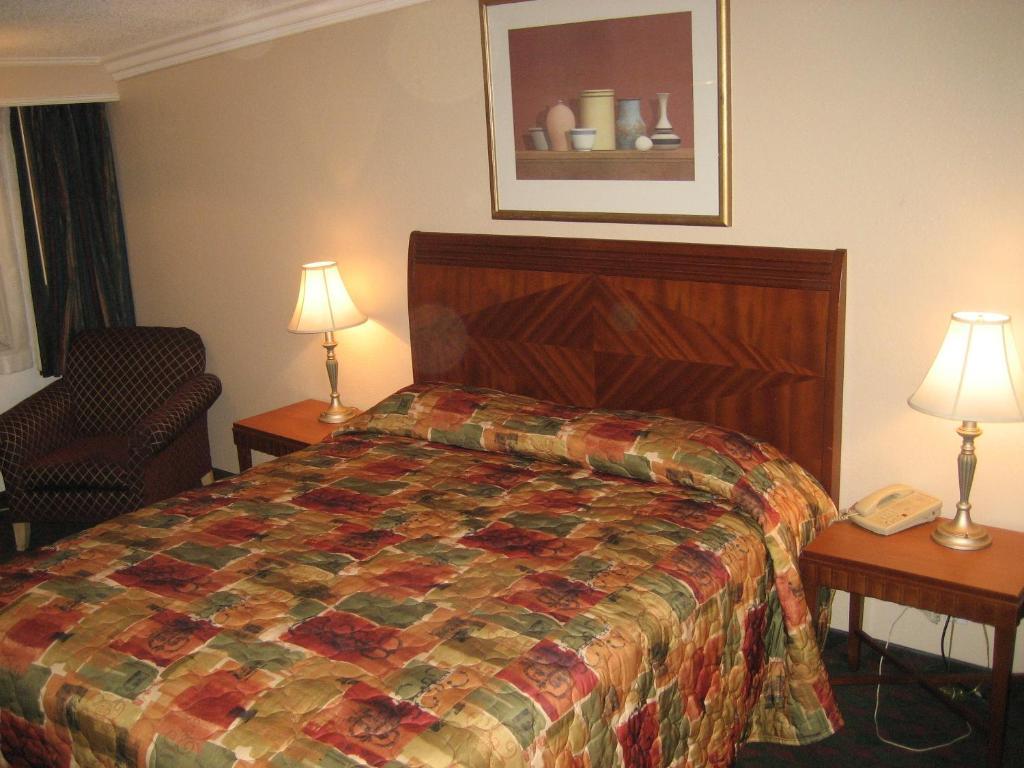 Starlite Motel Bellflower Room photo