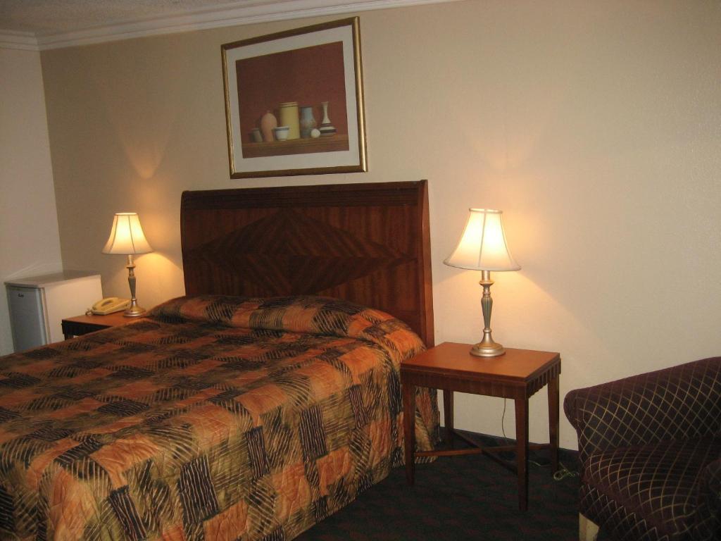 Starlite Motel Bellflower Room photo