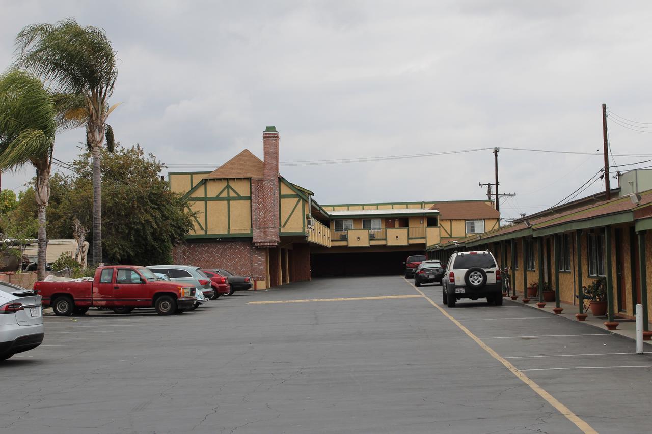 Starlite Motel Bellflower Exterior photo
